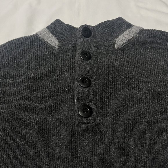 Bowen & Wright Mens  Size XL Black Lambs Wool Sweater 4 Button Mock Neck - Picture 7 of 10